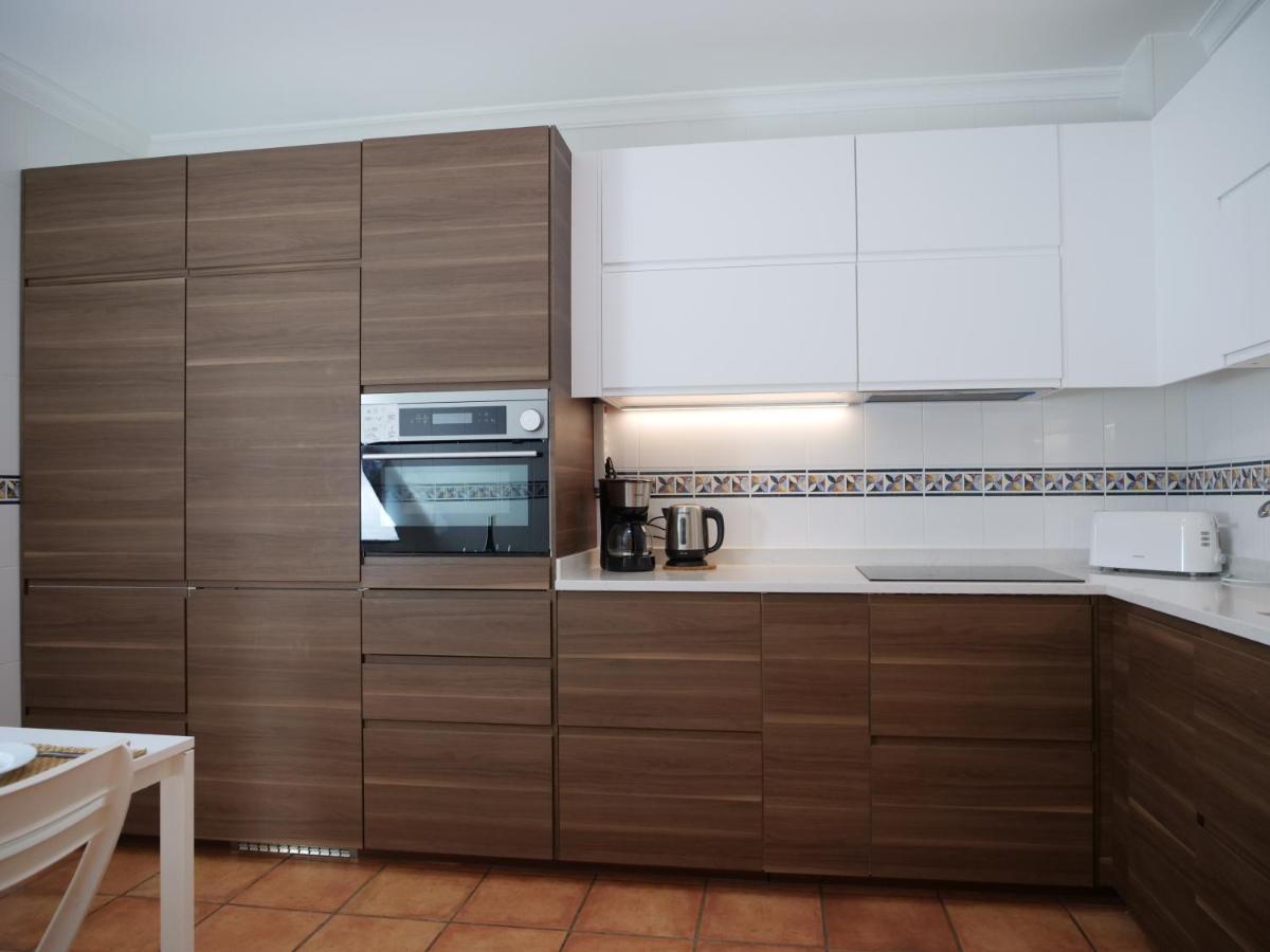 Spacious Apartment Near Porto De Mos Beach, Lagos. Eksteriør billede