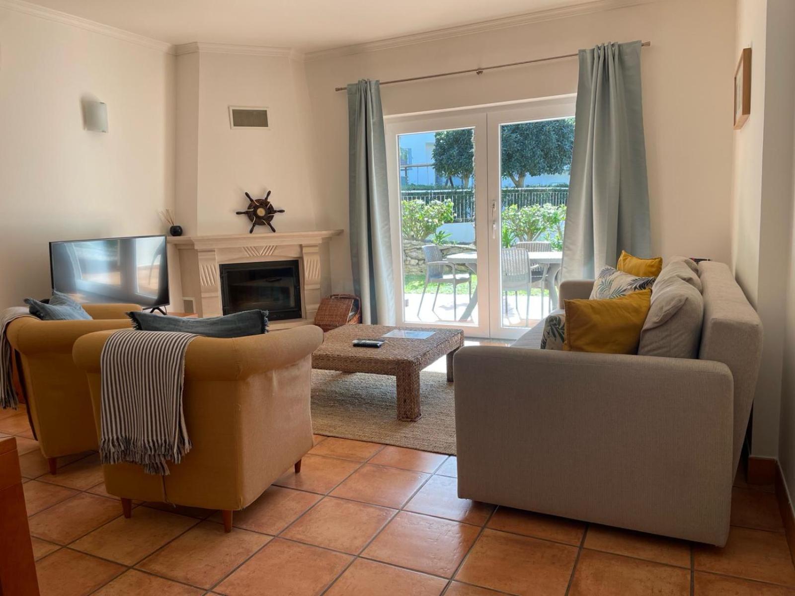 Spacious Apartment Near Porto De Mos Beach, Lagos. Eksteriør billede