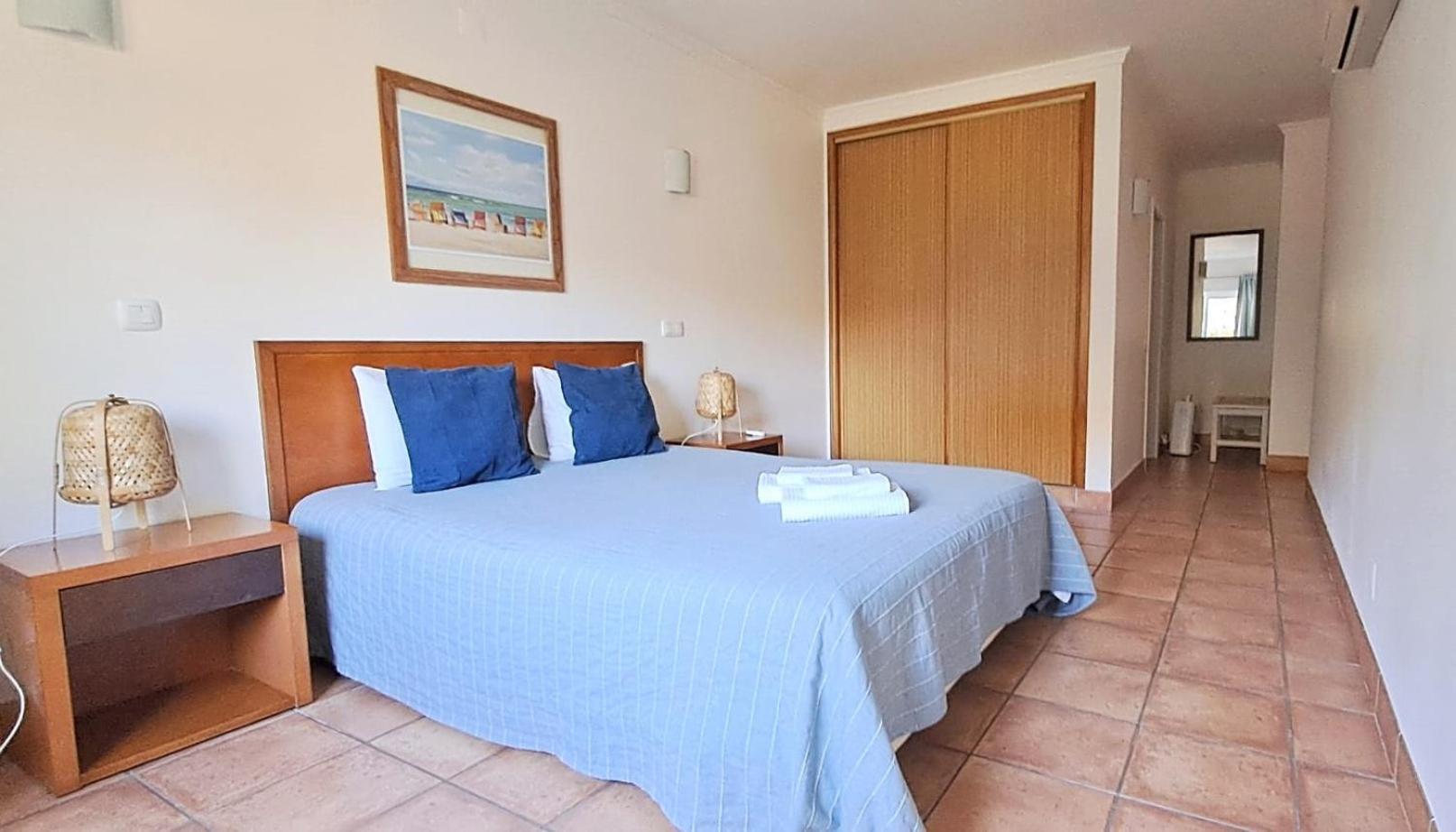 Spacious Apartment Near Porto De Mos Beach, Lagos. Eksteriør billede